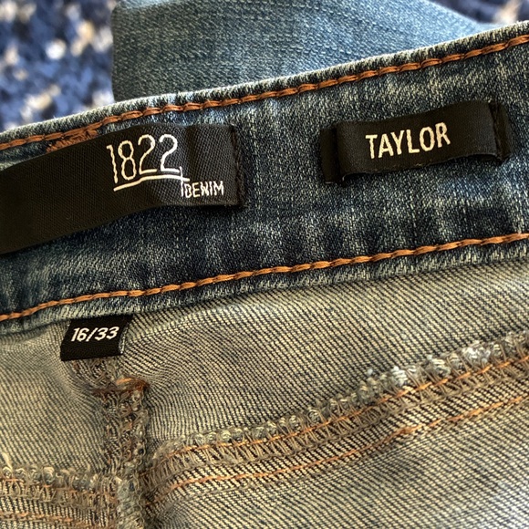 1822 Denim Blue Cropped Jeans - Picture 10 of 10